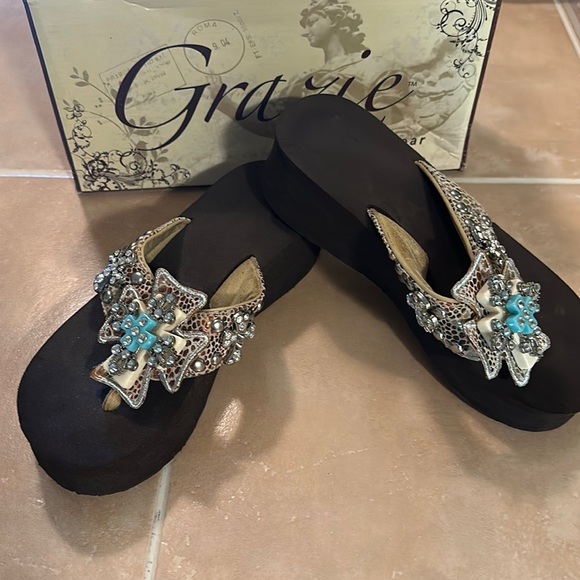 Grazie Shoes Grazie Footwear Tickled Wedges Poshmark